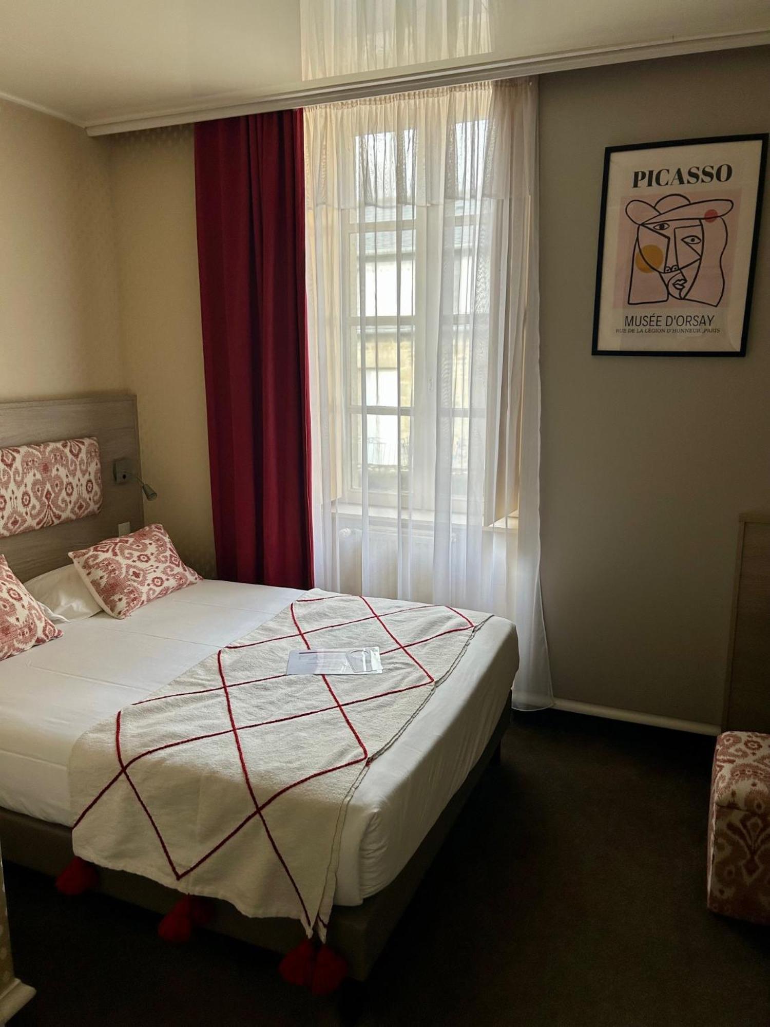 Cit'Hotel Le Challonge Dinan Esterno foto