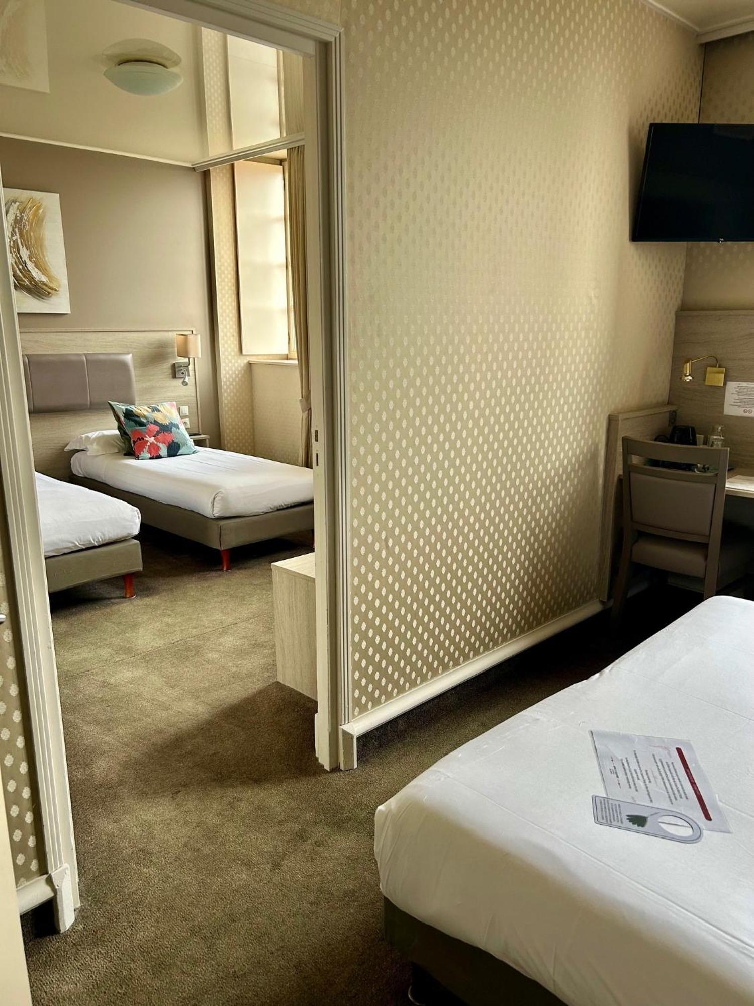 Cit'Hotel Le Challonge Dinan Esterno foto